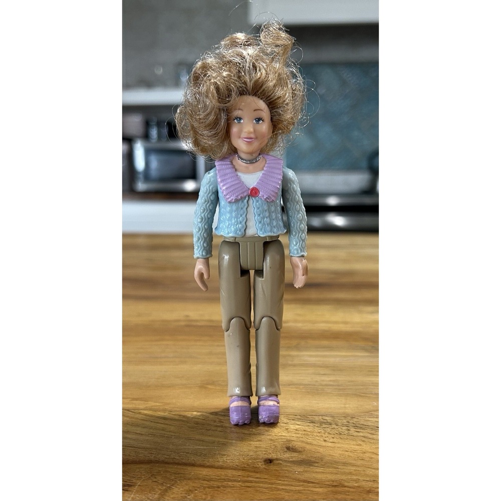 Fisher Price Loving Family Dollhouse Grandma Grandmother‎ 2011 Grey Hair Rare